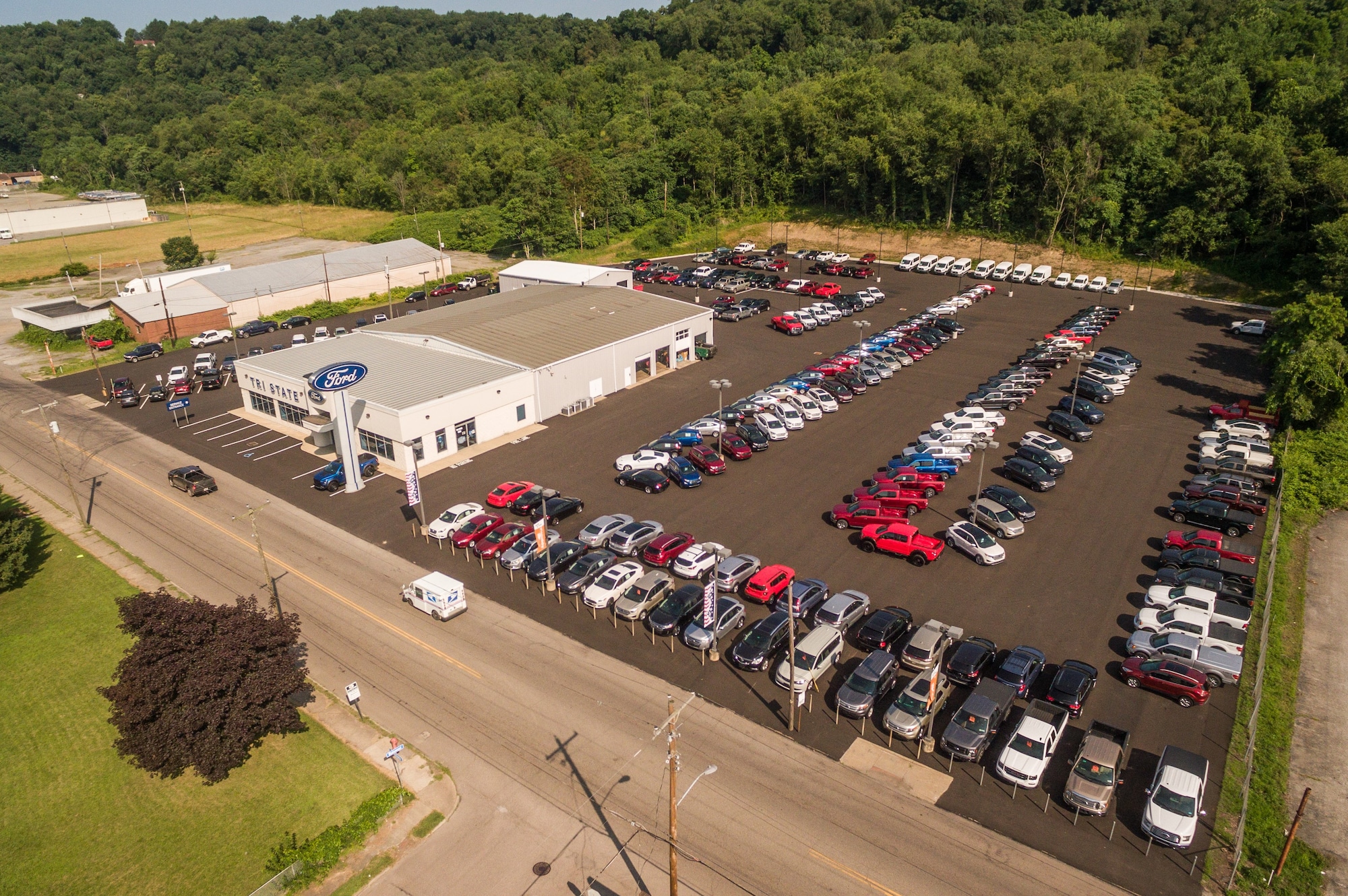 Tri State Ford Ford Dealership in East Liverpool OH