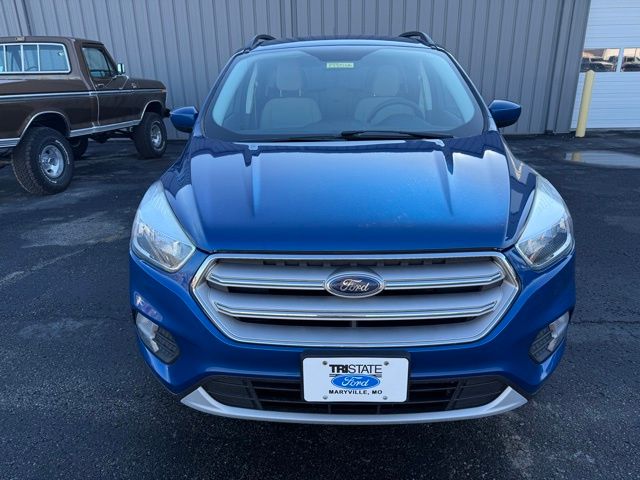 Used 2018 Ford Escape SE with VIN 1FMCU9GD1JUA84897 for sale in Kansas City