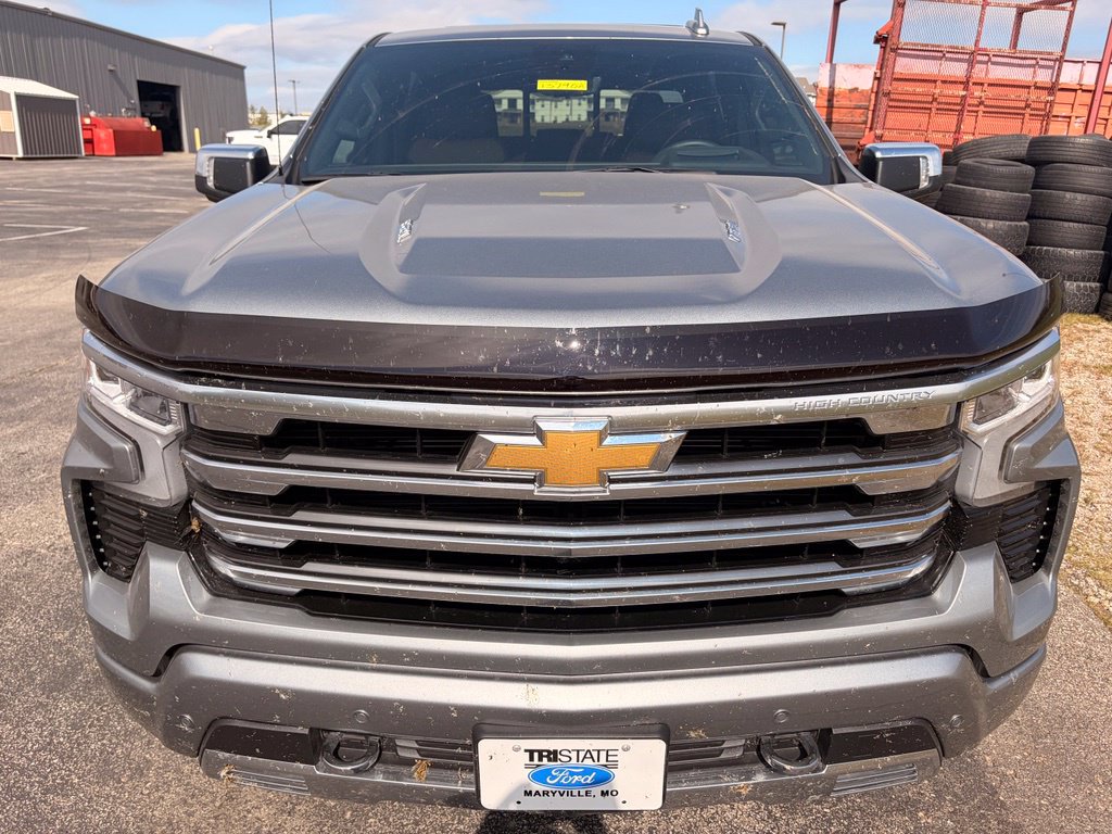 Used 2026 Chevrolet Silverado 1500 High Country with VIN 1GCUKJEL0TZ335070 for sale in Kansas City