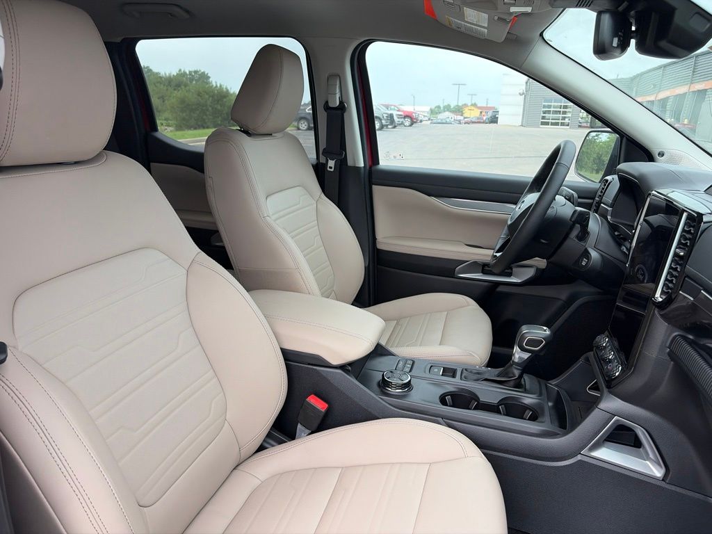 2025 Ford Ranger Lariat - Photo 10