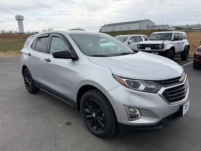 Used 2019 Chevrolet Equinox LT with VIN 2GNAXUEV5K6125170 for sale in Kansas City