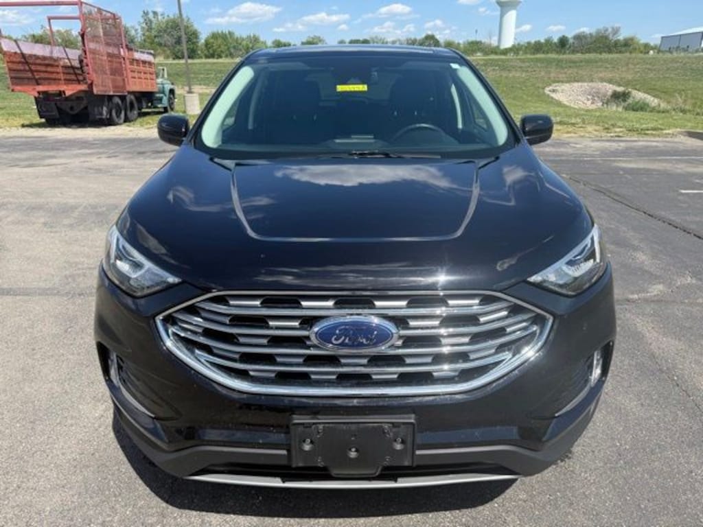Used 2022 Ford Edge SEL SUV