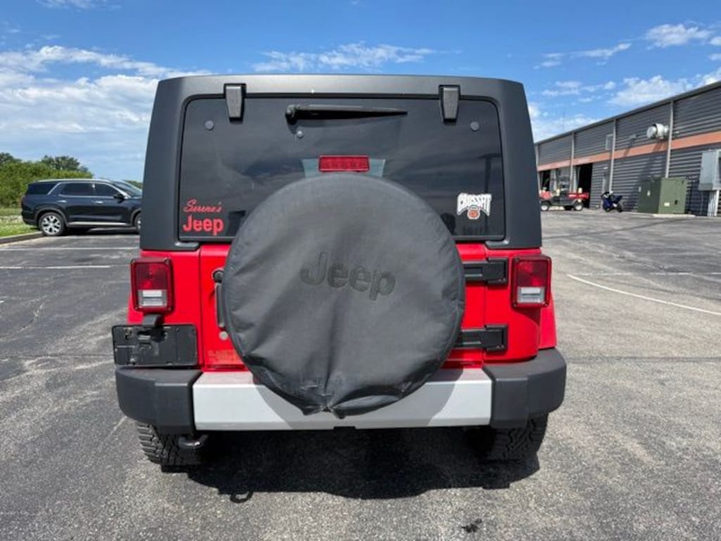 Used 2013 Jeep Wrangler Unlimited Sahara SUV