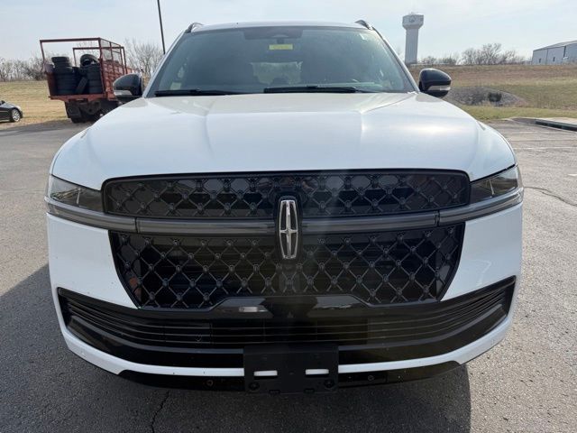 Used 2026 Lincoln Navigator Reserve with VIN 5LMJJ2LG6TEL01944 for sale in Kansas City