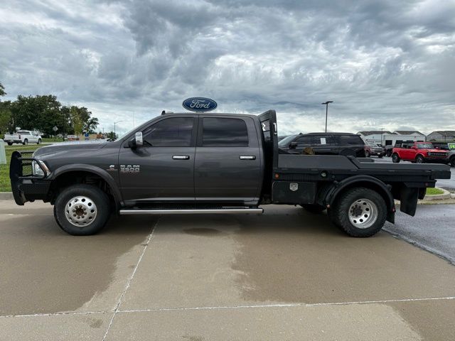 2018 Ram 3500 Laramie photo 3