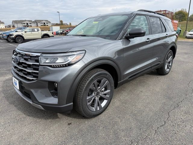 2026 Ford Explorer Active's photo