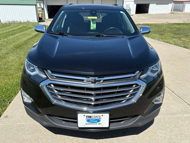Used 2020 Chevrolet Equinox Premier with VIN 2GNAXXEV6L6240136 for sale in Kansas City