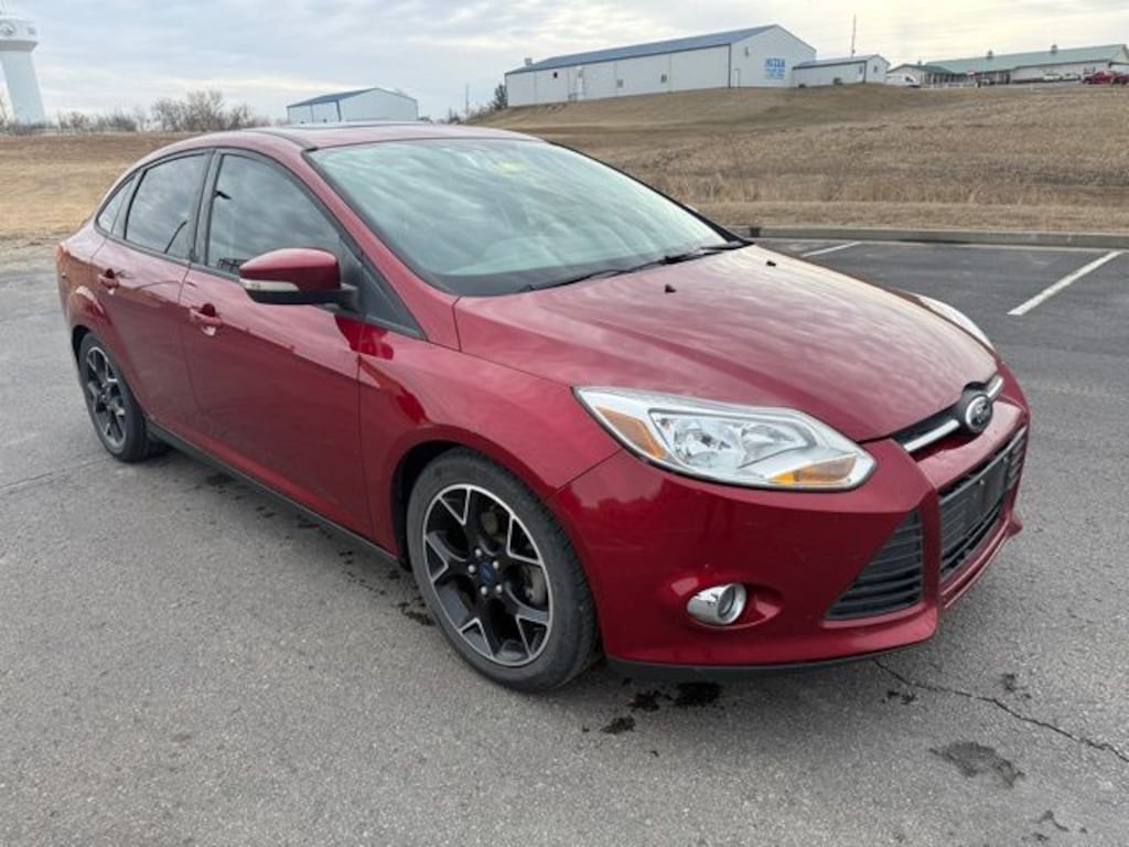 Used 2014 Ford Focus SE Sedan