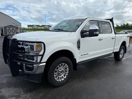 2021 Ford F-250SD Lariat Truck