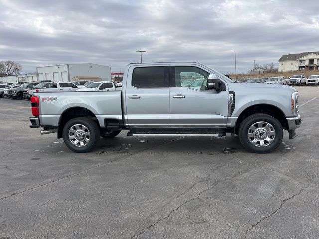 Used 2024 Ford F-350 Super Duty Lariat with VIN 1FT8W3BN4REF71468 for sale in Kansas City