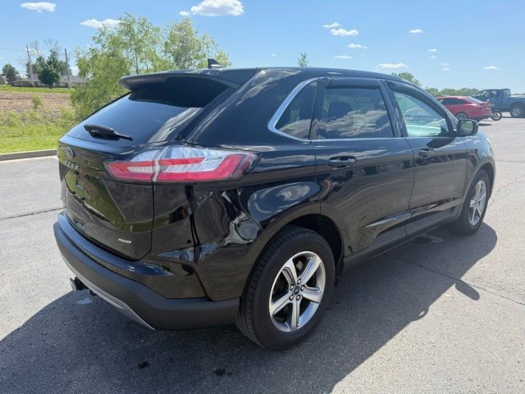 Used 2022 Ford Edge SEL SUV