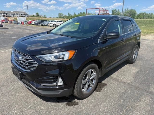 2022 Ford Edge SEL AWD's photo