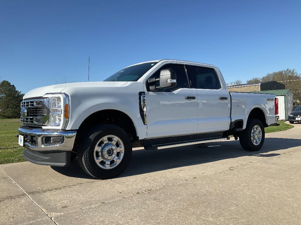 2023 Ford F-250 Super Duty XLT's photo