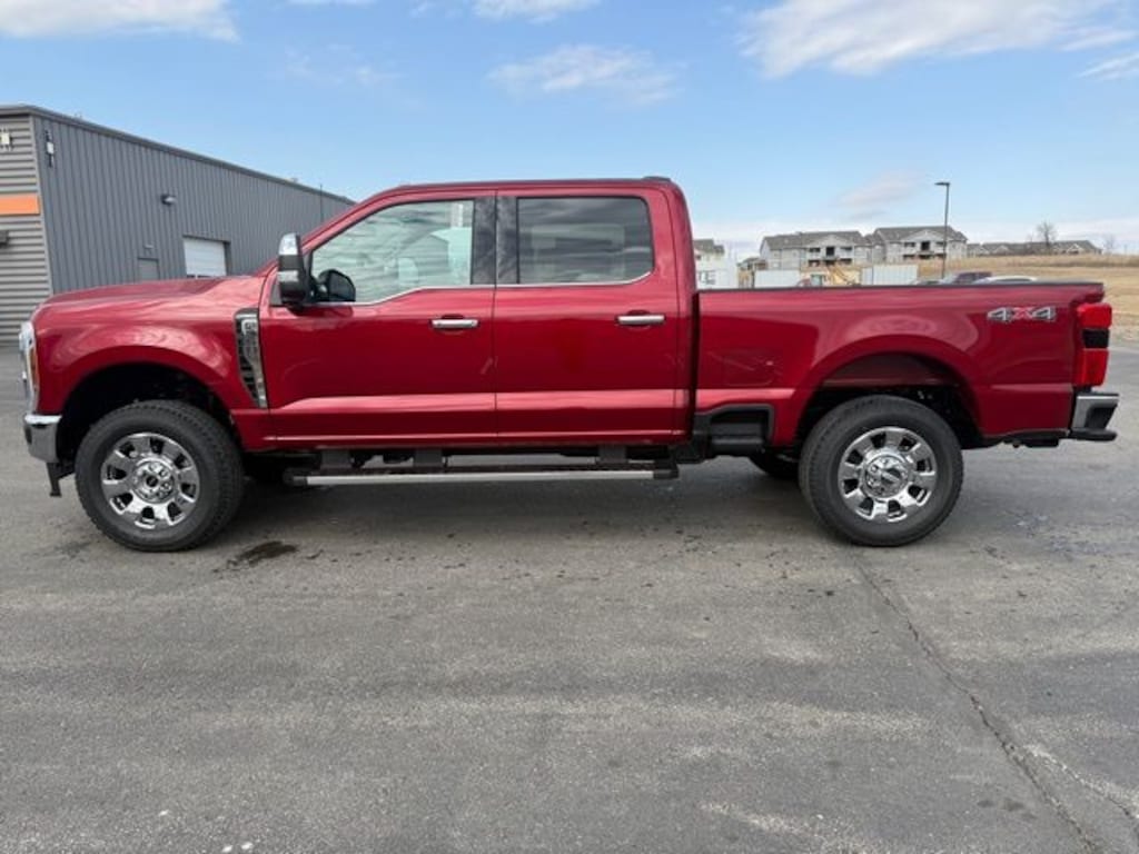 New 2026 Ford Super Duty F-350 Lariat TRUCK