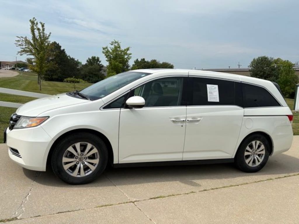 Used 2015 Honda Odyssey EX-L Minivan/Van