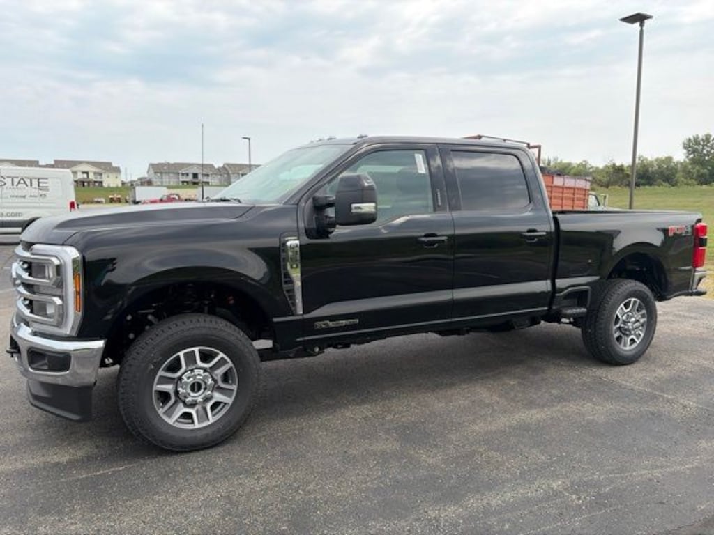 New 2026 Ford Super Duty F-350® Lariat® TRUCK