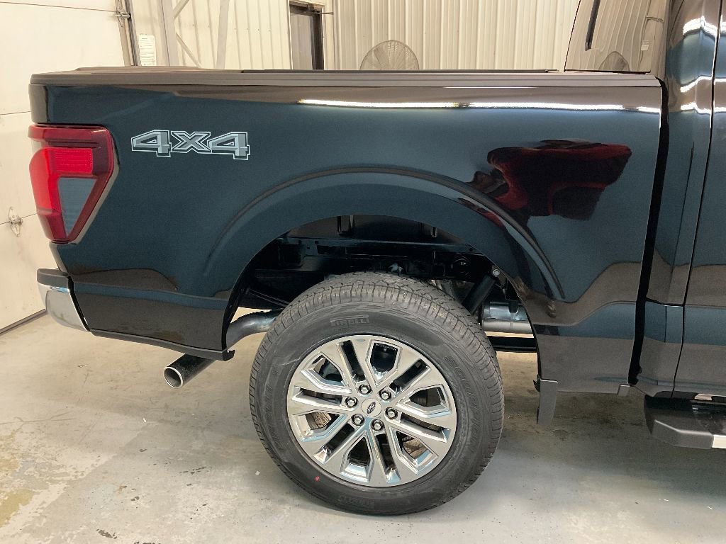 2024 Ford F-150 XLT photo 4