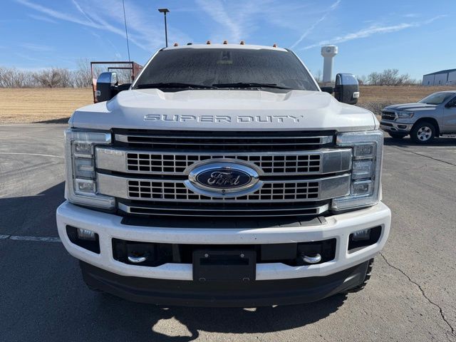 Used 2017 Ford F-250 Super Duty Platinum with VIN 1FT7W2B69HEB66834 for sale in Kansas City