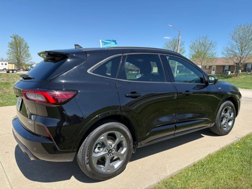 Certified 2024 Ford Escape ST-Line SUV