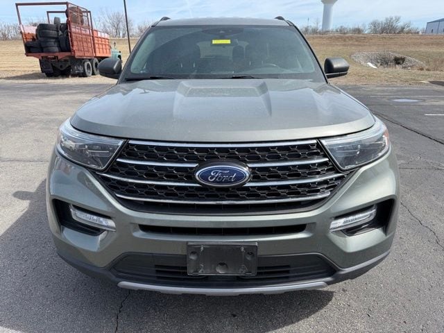 Used 2020 Ford Explorer XLT with VIN 1FMSK8DH9LGB93368 for sale in Kansas City