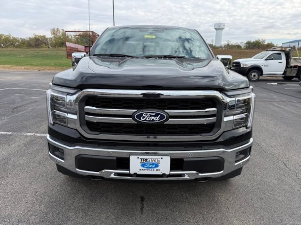 New 2025 Ford F-150 Lariat TRUCK