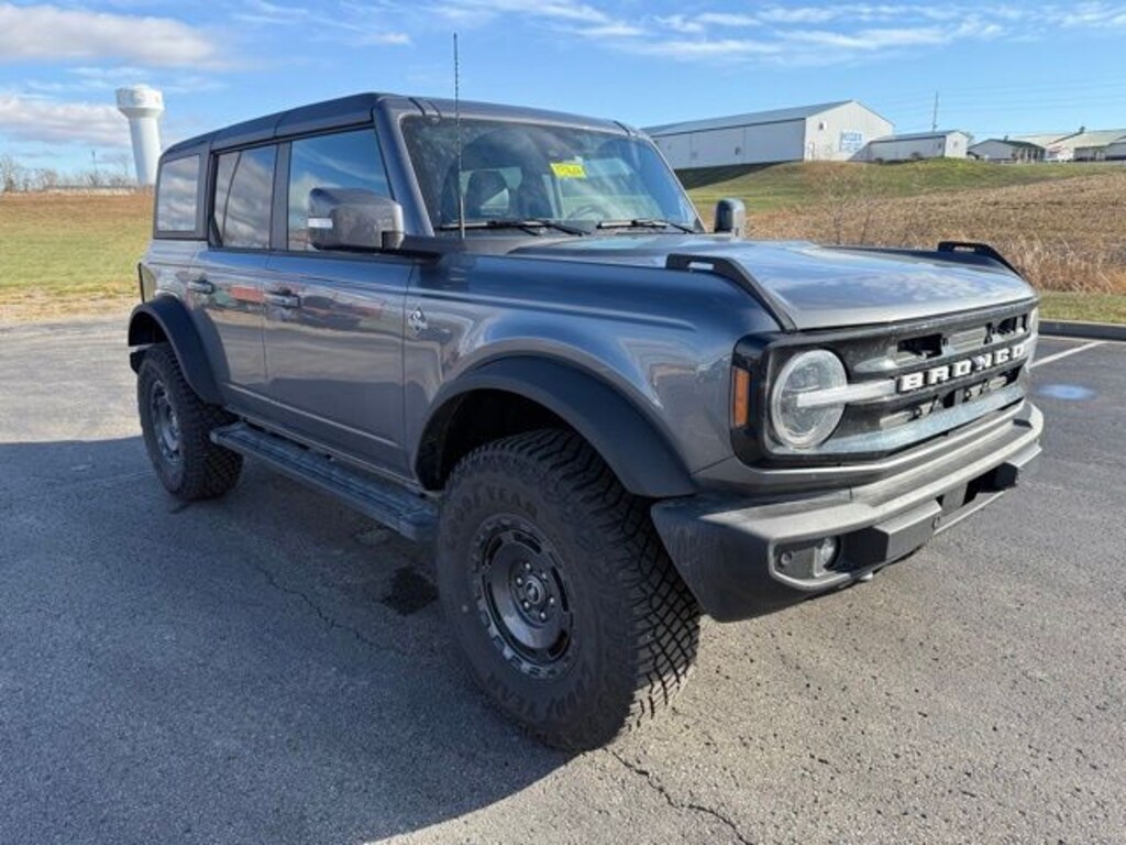 Used 2024 Ford Bronco Outer Banks SUV