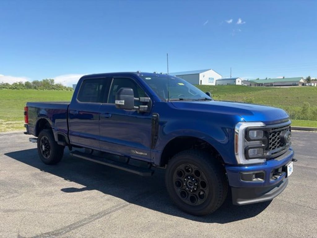 New 2026 Ford Super Duty F-350® Lariat® TRUCK