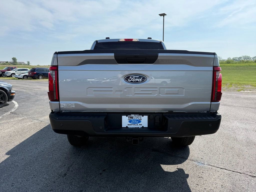2025 Ford F-150 XL photo 4