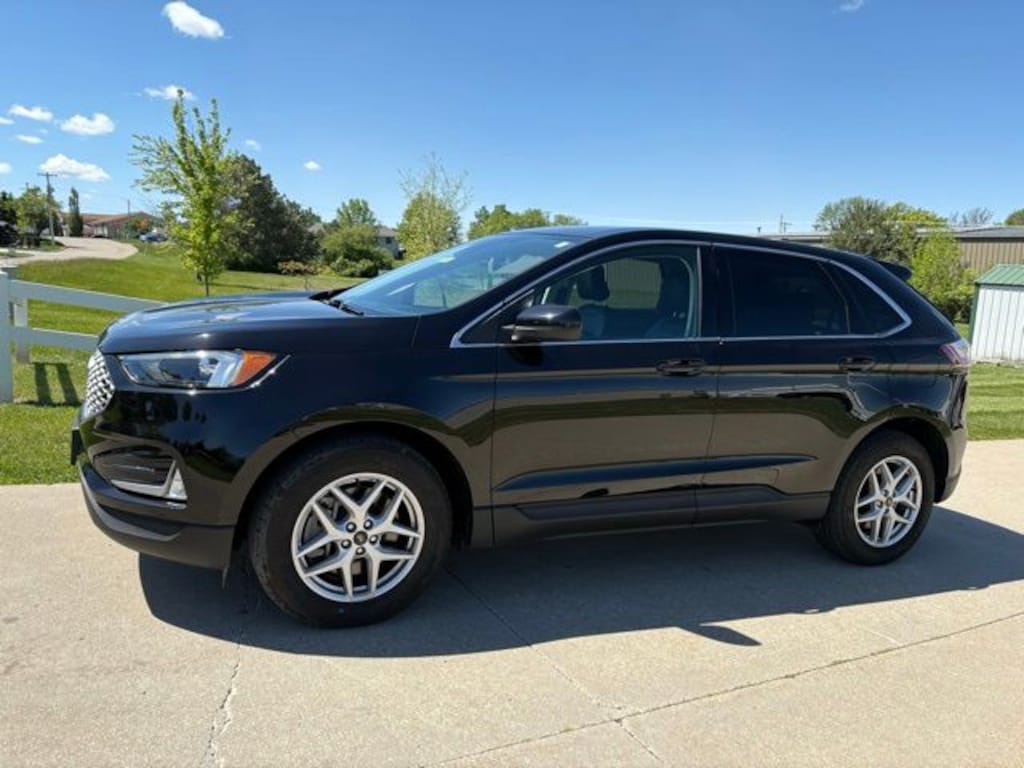 Certified 2024 Ford Edge SEL SUV