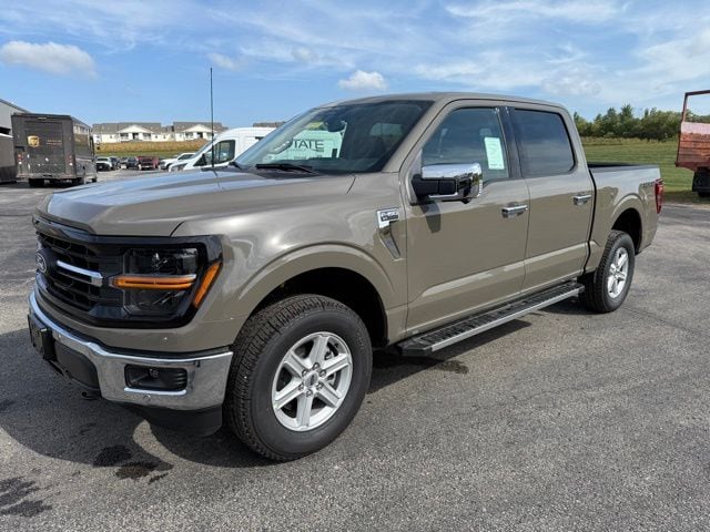 2025 Ford F-150 XLT's photo