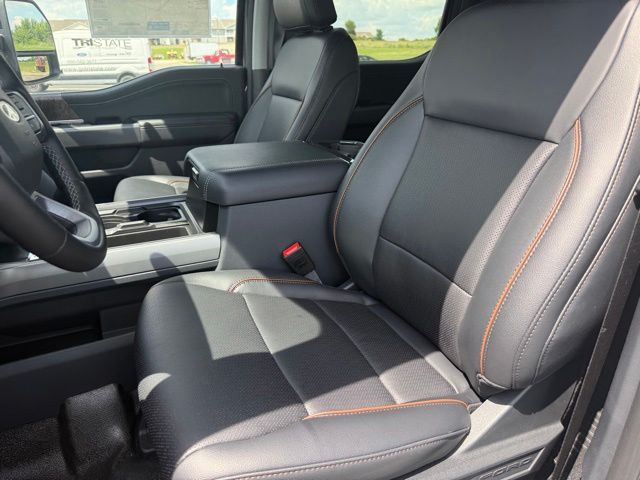 2026 Ford F-350 Super Duty Lariat - Photo 11