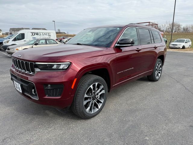 2023 Jeep Grand Cherokee L Overland's photo