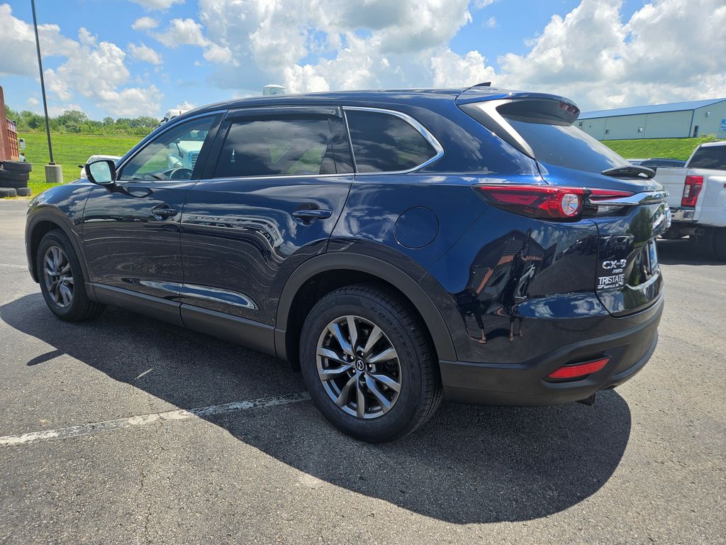 2023 Mazda CX-9 Touring photo 3