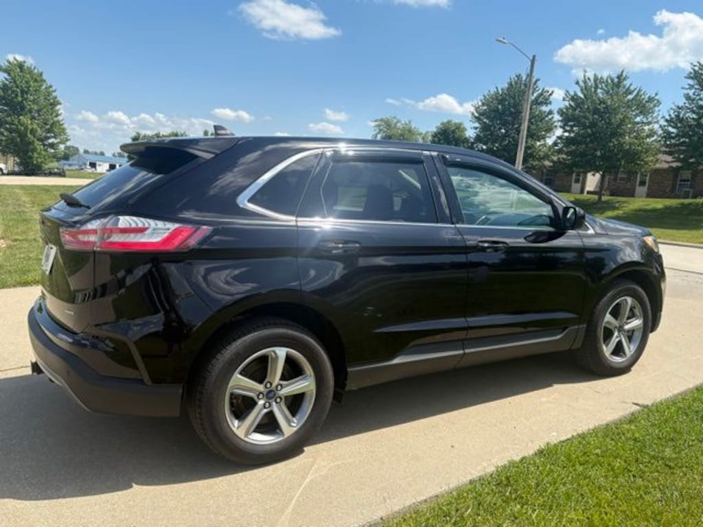 Used 2022 Ford Edge SEL SUV