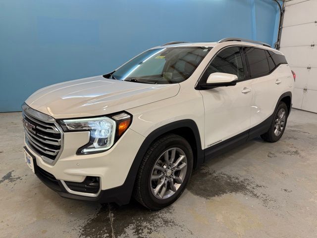 2022 GMC Terrain SLT's photo