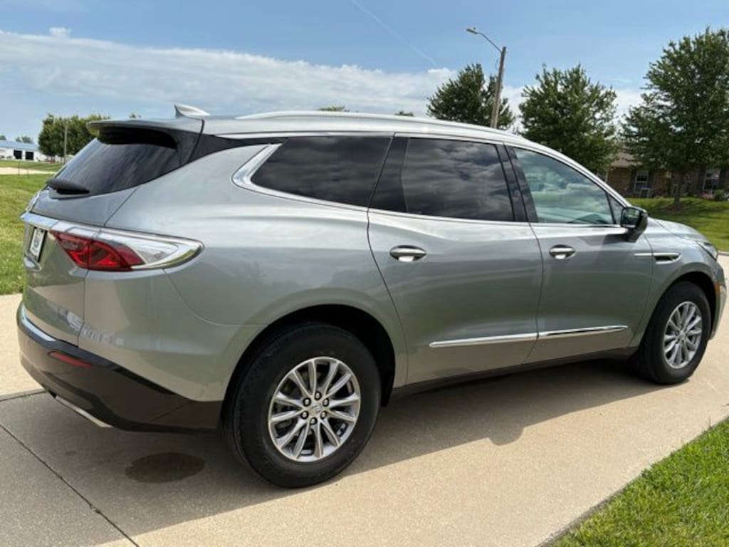 Used 2023 Buick Enclave Essence SUV