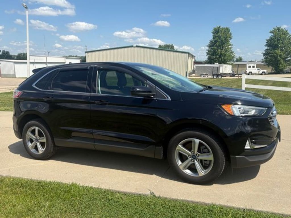 Used 2022 Ford Edge SEL SUV