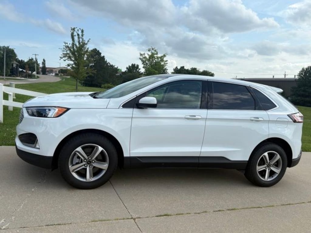 Certified 2024 Ford Edge SEL SUV