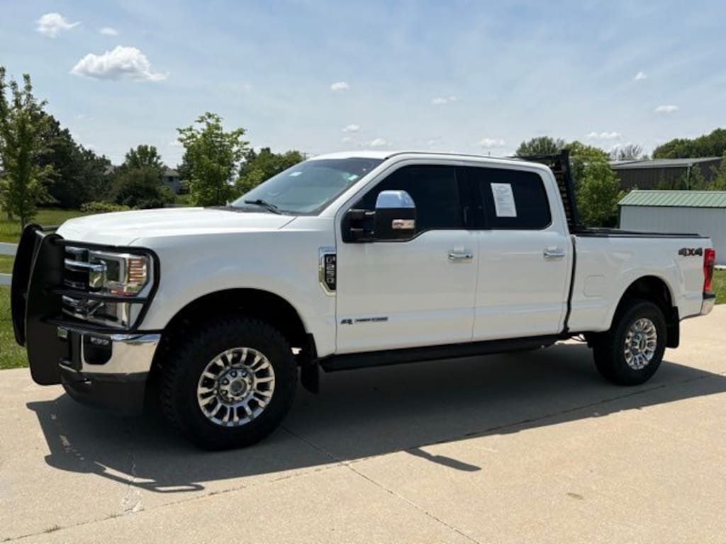 Used 2021 Ford F-250SD Lariat Truck