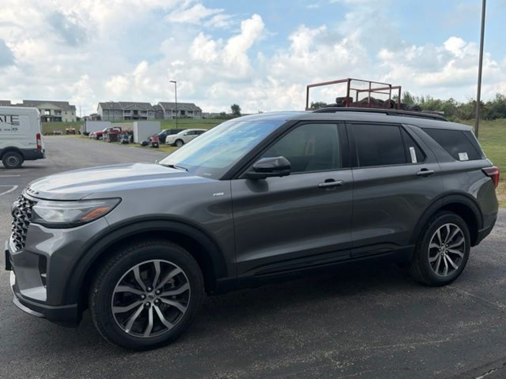 New 2026 Ford Explorer ST-Line SUV