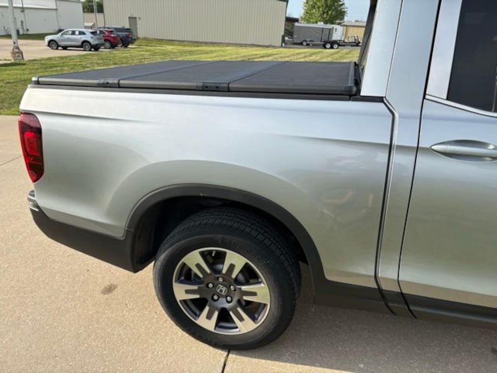 Used 2017 Honda Ridgeline RTL-T Truck