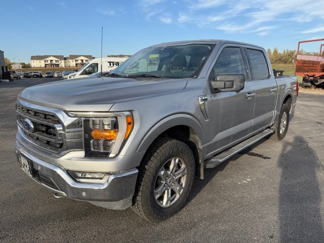 2021 Ford F-150 XLT's photo