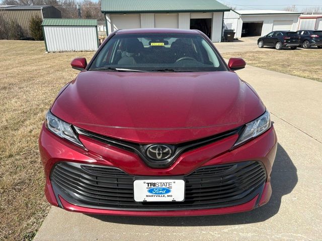 Used 2020 Toyota Camry LE with VIN 4T1C11AK9LU503082 for sale in Kansas City