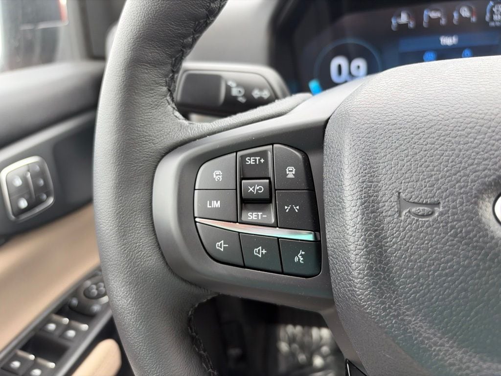 2025 Ford Ranger Lariat - Photo 17