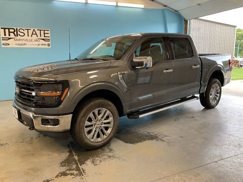 2024 Ford F-150 XLT photo 2