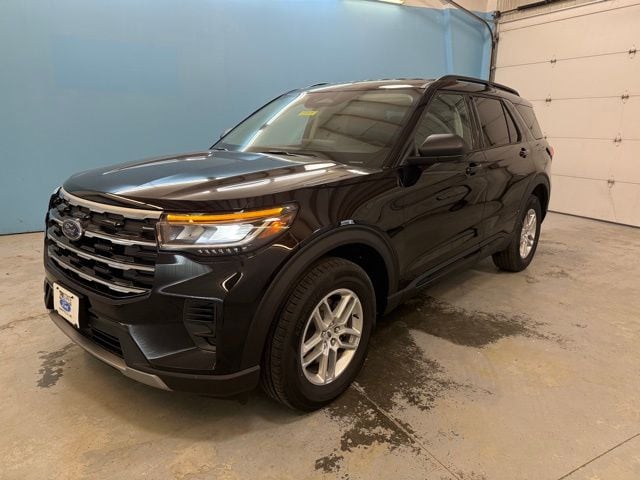 2026 Ford Explorer Active's photo