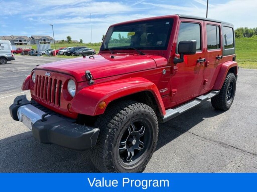 Used 2013 Jeep Wrangler Unlimited Sahara SUV