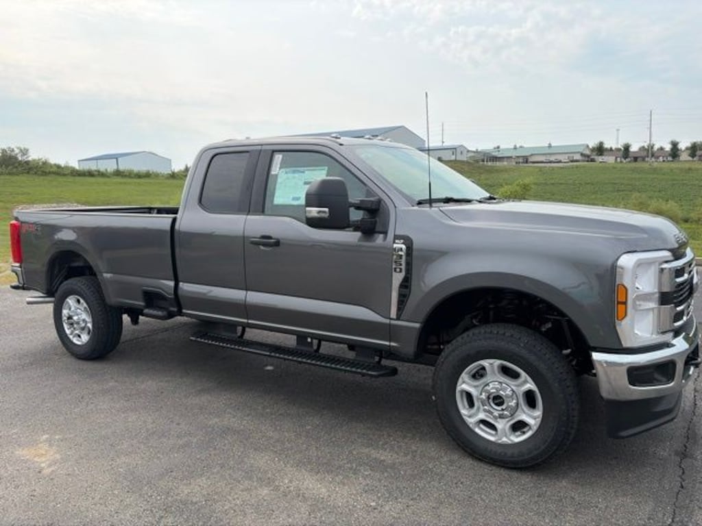 New 2026 Ford Super Duty F-350® XLT TRUCK