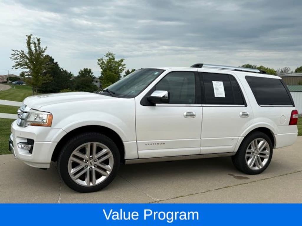 Used 2017 Ford Expedition Platinum SUV