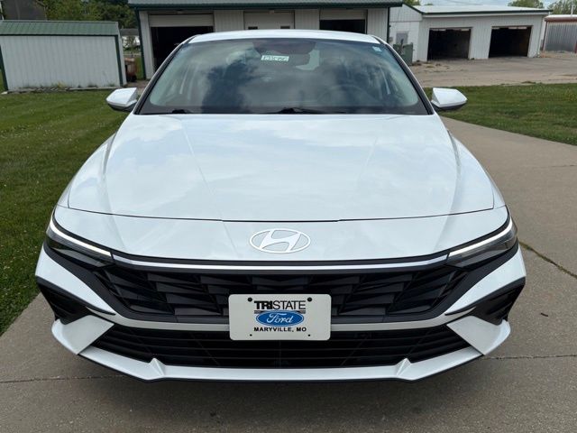 Used 2025 Hyundai Elantra Blue with VIN KMHLM4DJ1SU177689 for sale in Kansas City